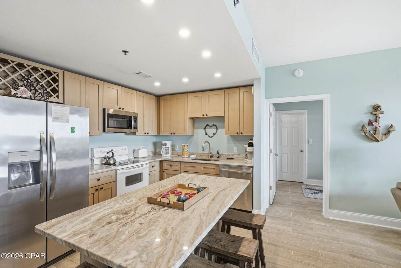 9902 Thomas Drive - Photo 1