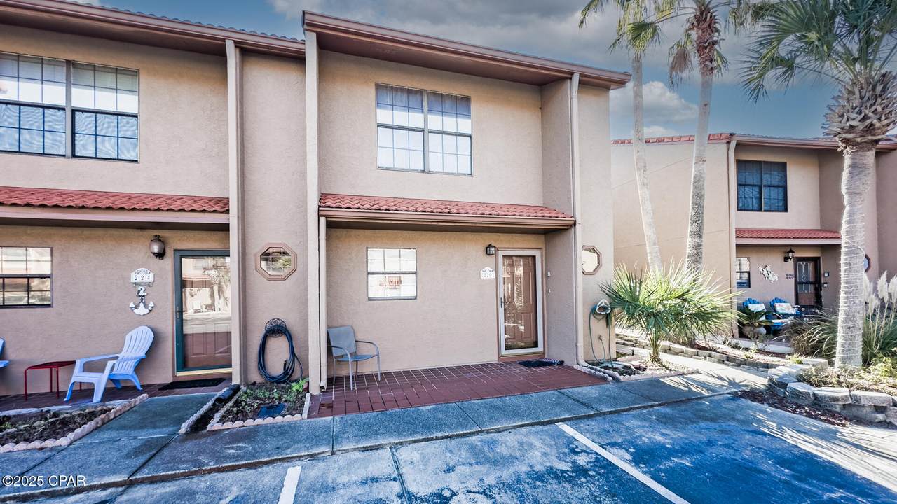 226 Grande Island Boulevard - Photo 1