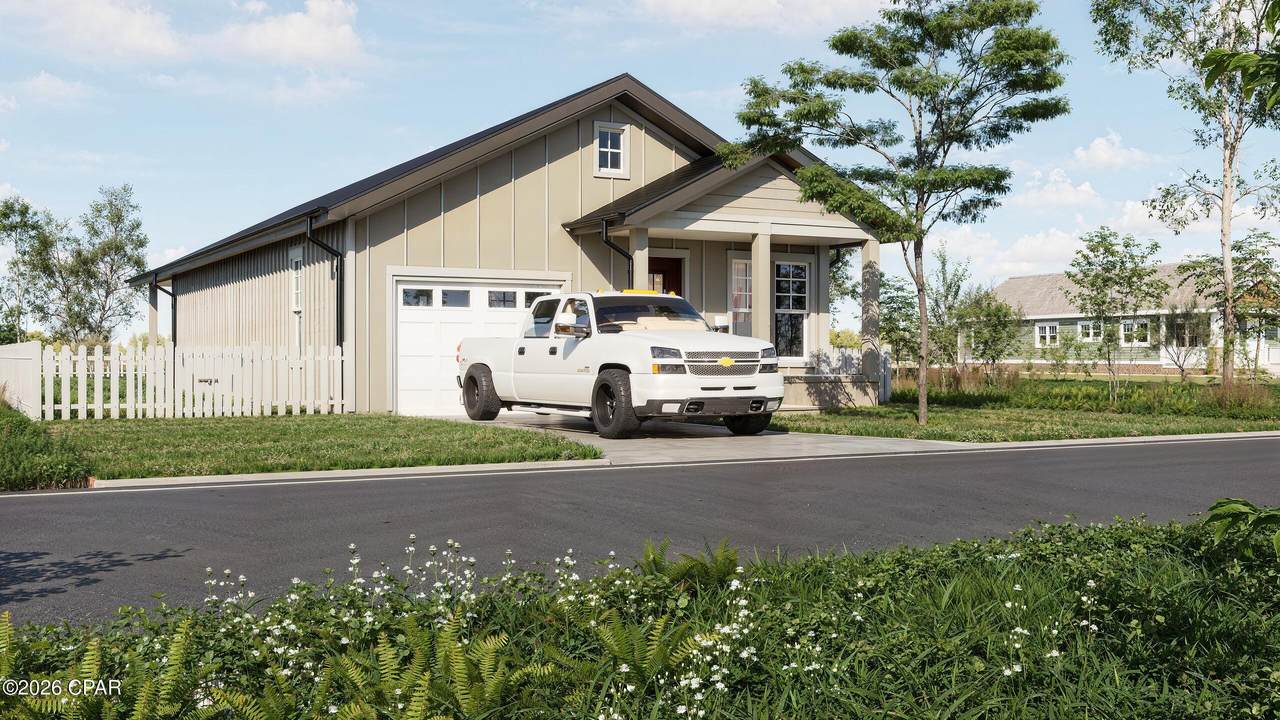 605 Maple Avenue - Photo 1