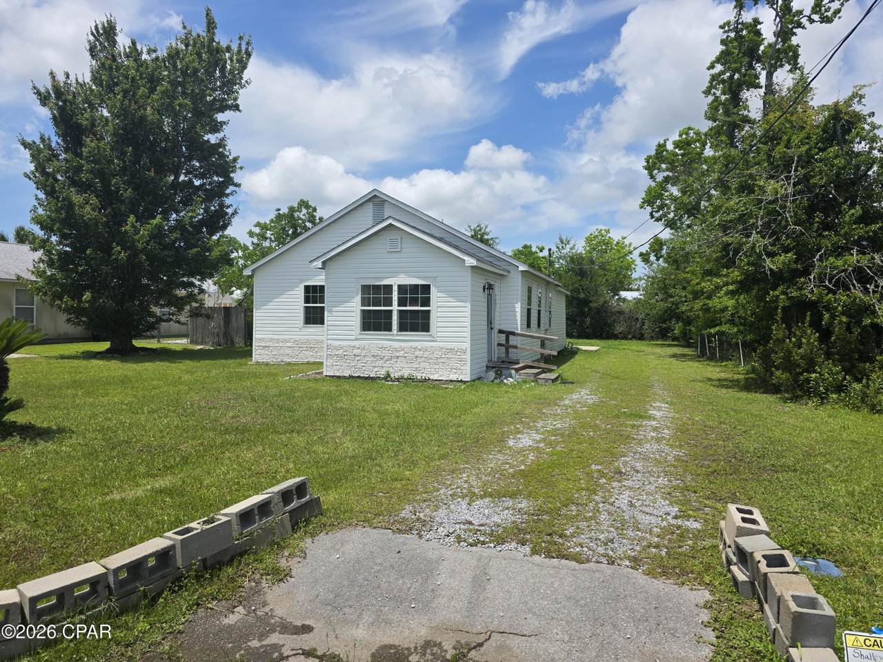 3621 Lark Lane - Photo 1