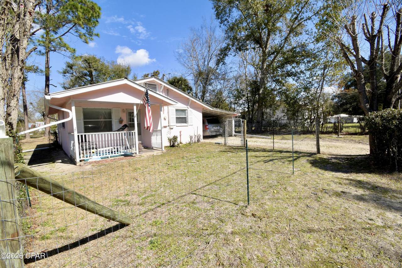 2614 North Street - Photo 1
