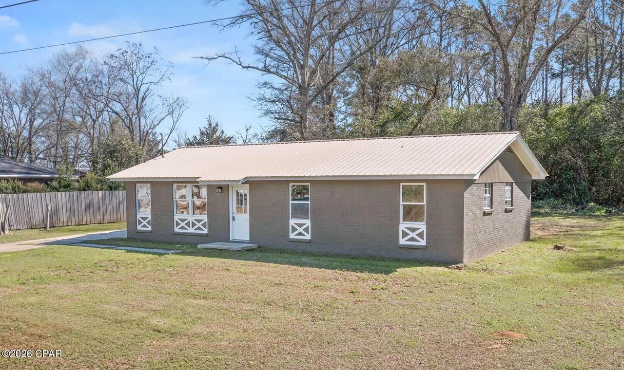 1037 Payne Street - Photo 1