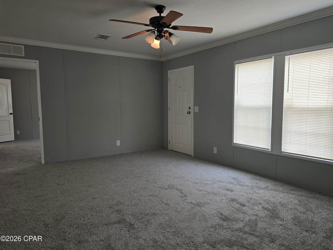 233 Avenue - Photo 1