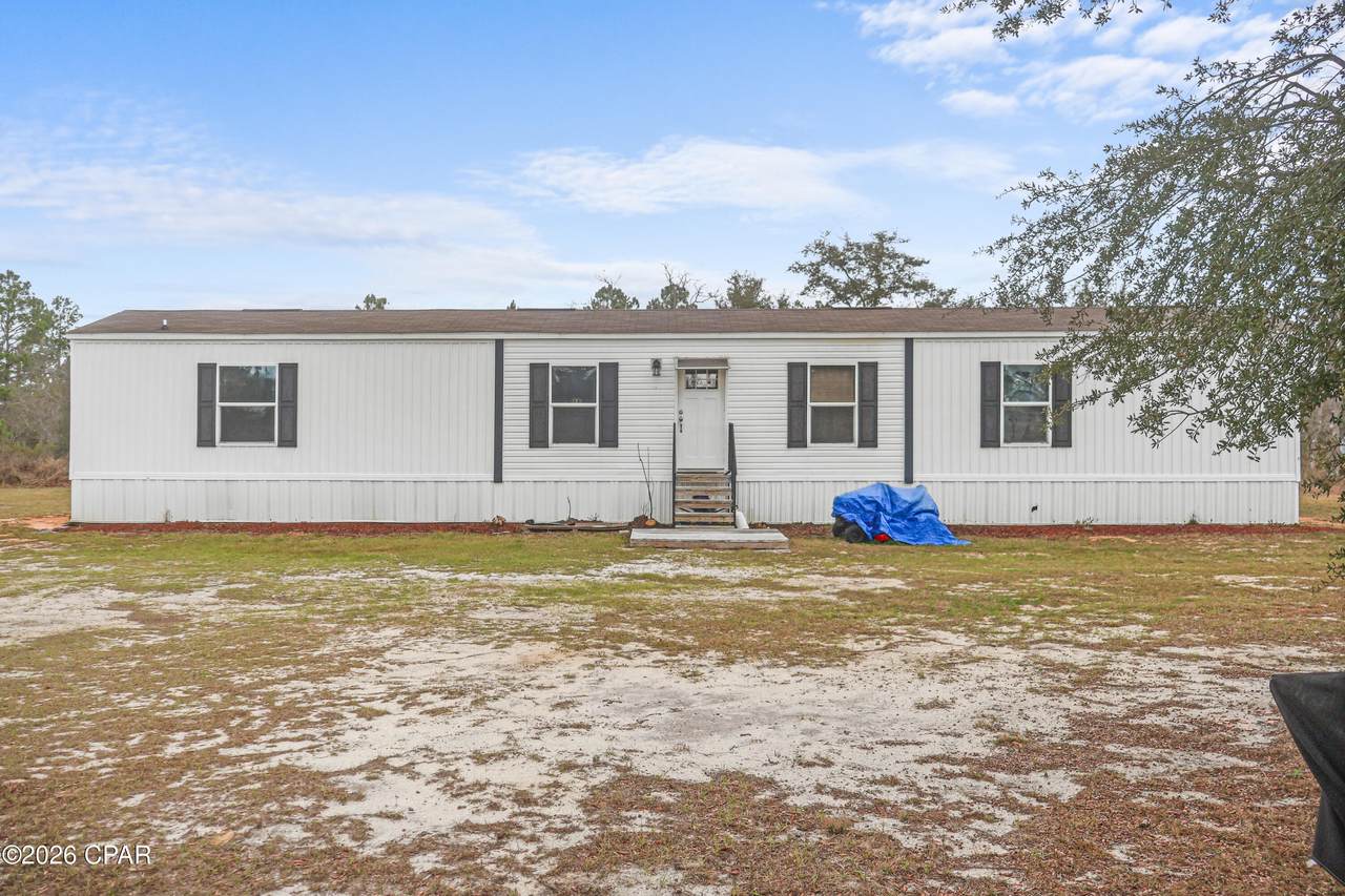 21835 Lake Mckenzie Boulevard - Photo 1