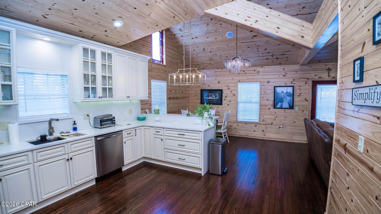 854 Magnolia Avenue - Photo 1