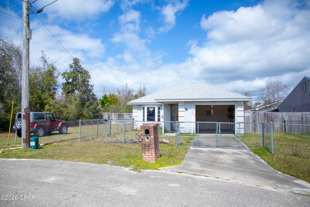7006 Fox Court - Photo 1