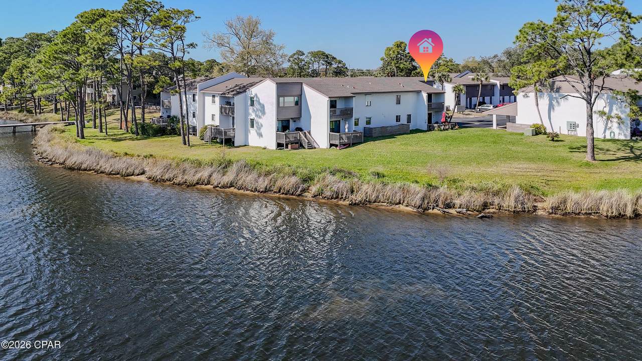 6901 Lagoon Drive - Photo 1