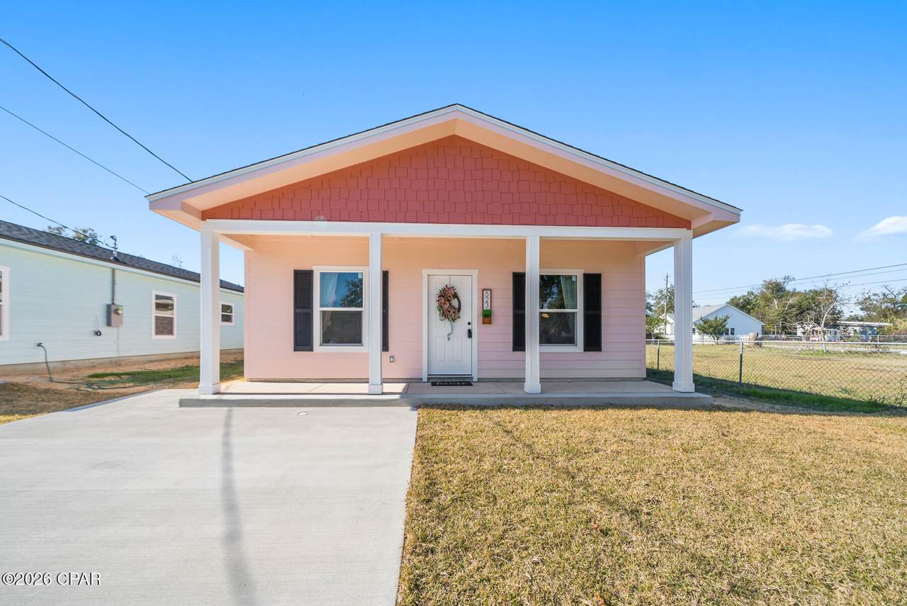 523 Spring Avenue - Photo 1