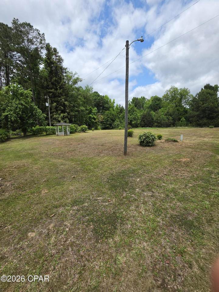 4995 State Highway 81 - Photo 1