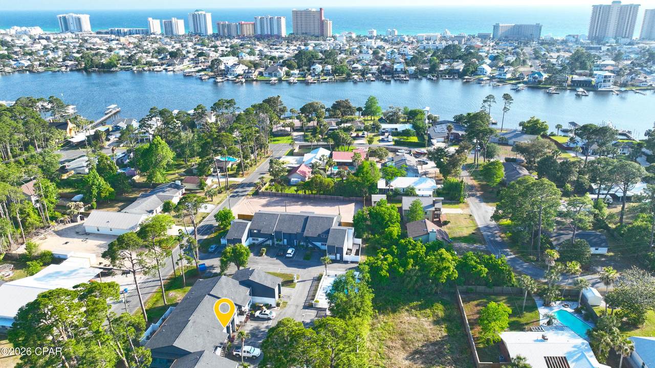 7125 Lagoon Drive - Photo 1