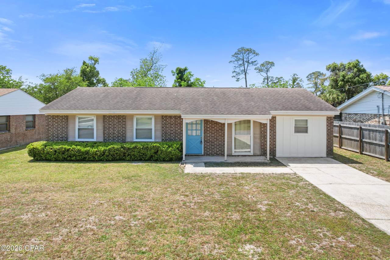 1811 Calhoun Avenue - Photo 1