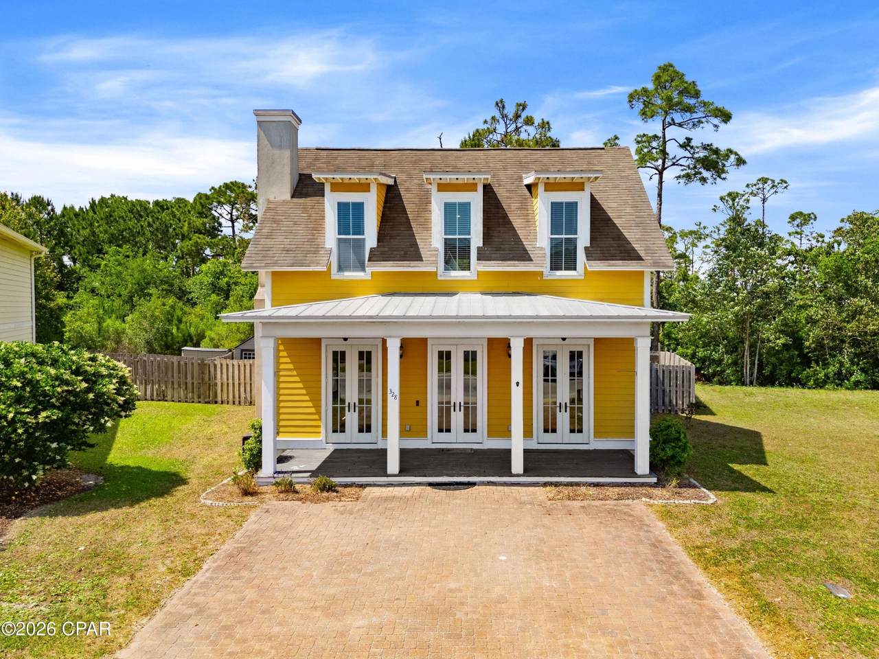 328 Madison Circle - Photo 1