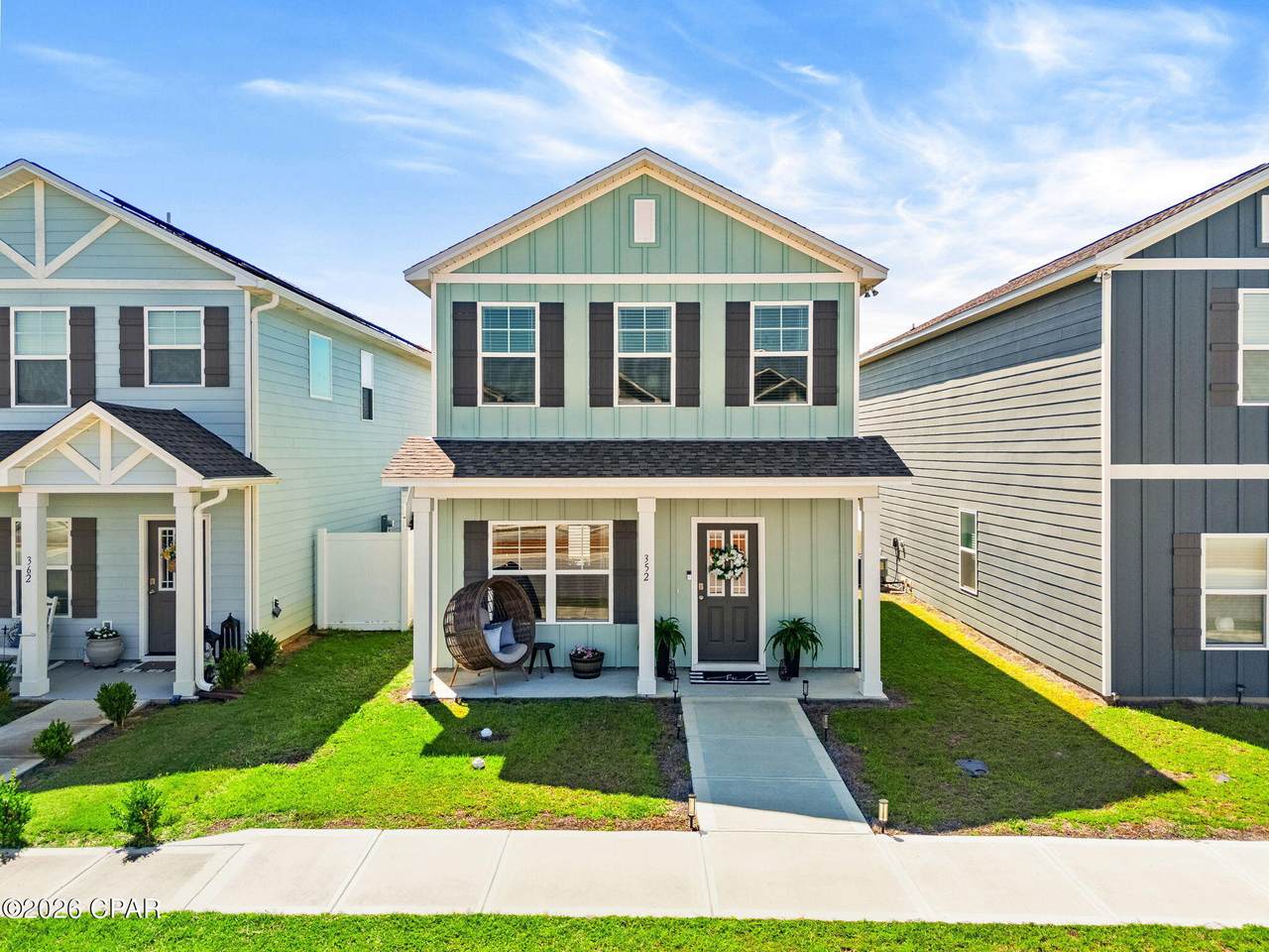 352 Arrowwood Boulevard - Photo 1