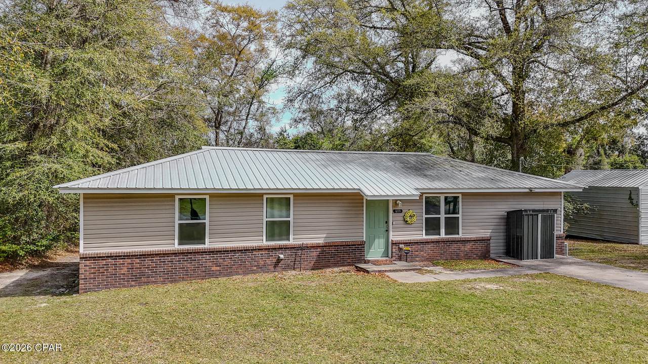 613 Pear Street - Photo 1