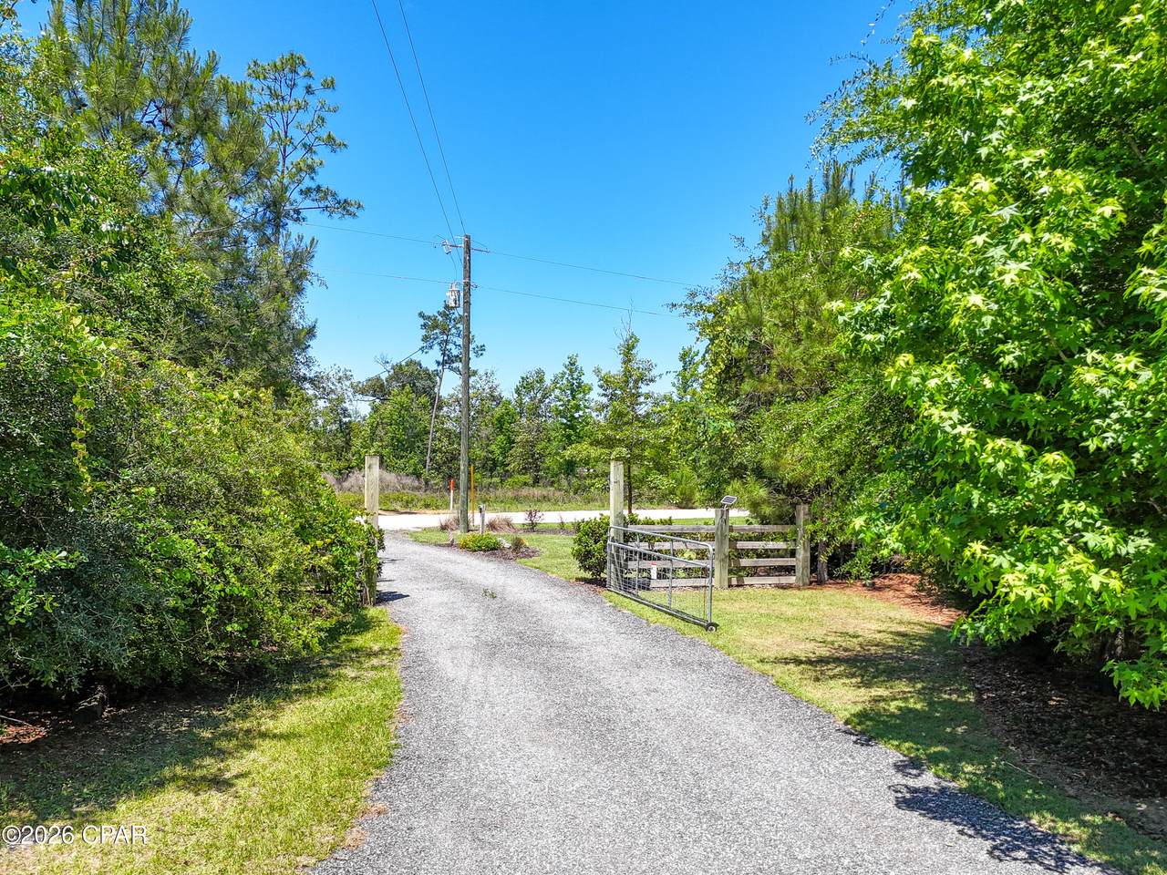 17103 Chipola Heights Road - Photo 1