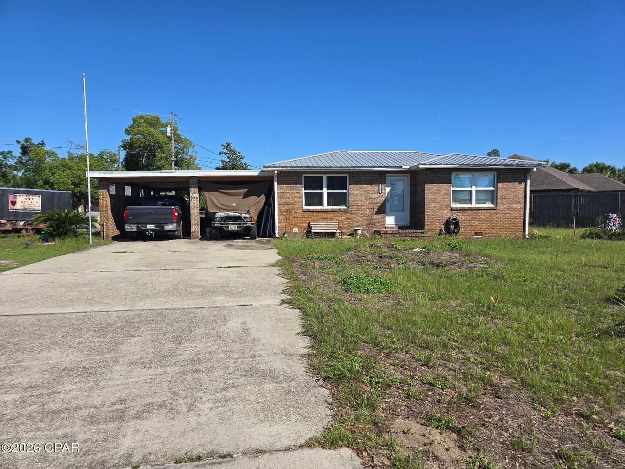 709 8th Street - Photo 1