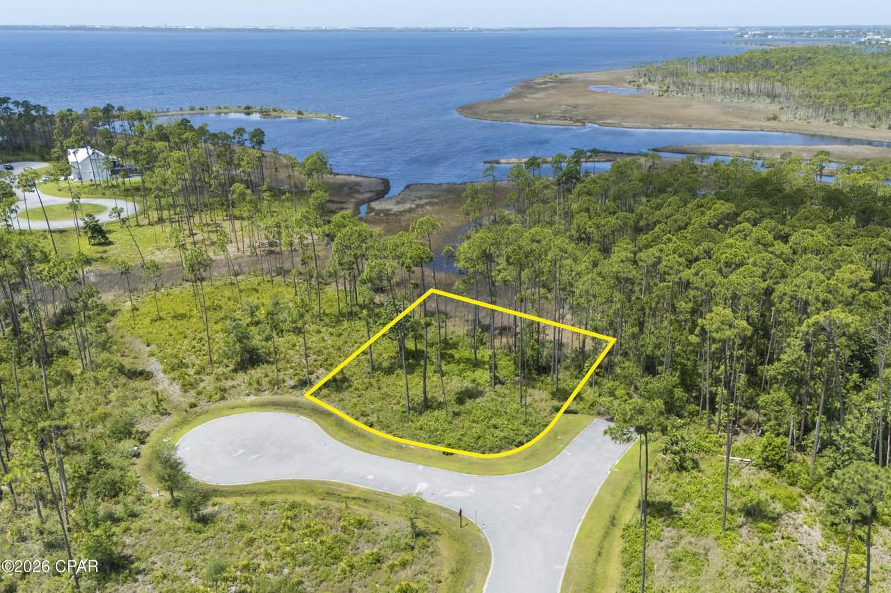 900 Lanyard Court - Photo 1