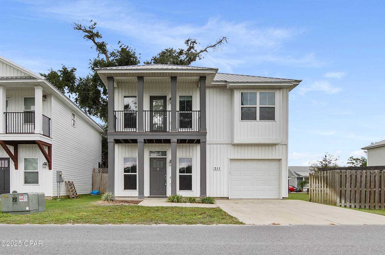 311 Gay Avenue - Photo 1