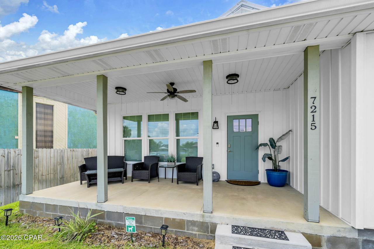 7215 Lagoon Drive - Photo 1