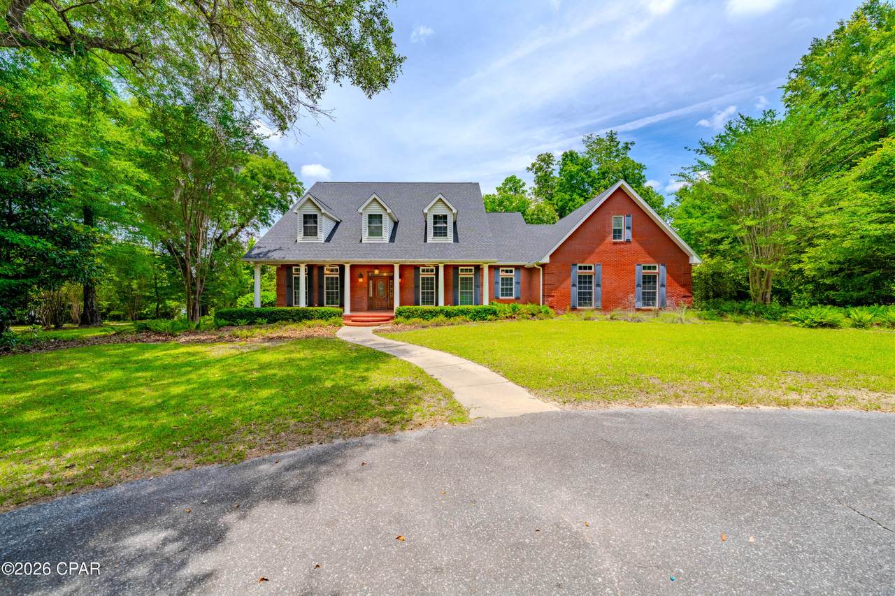 5130 Lake Bluff Circle - Photo 1