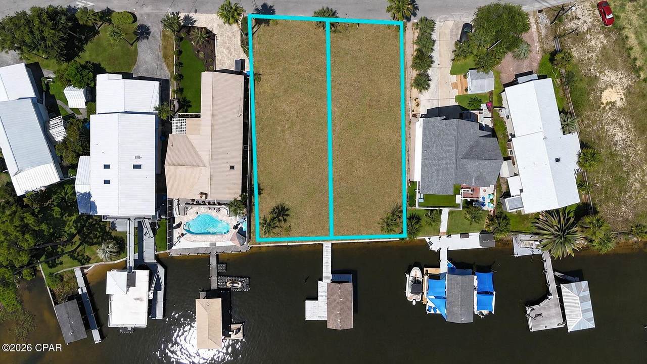 7122 Lagoon Drive - Photo 1