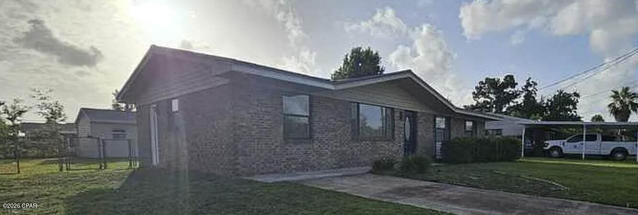 137 Santee Drive - Photo 1