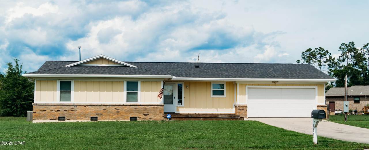 1427 Park Lane - Photo 1