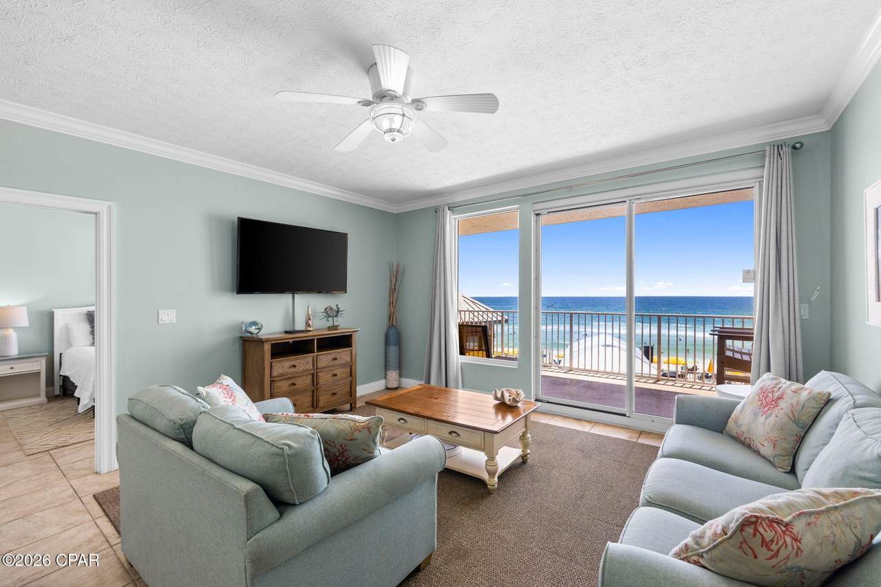 5004 Thomas Drive - Photo 1