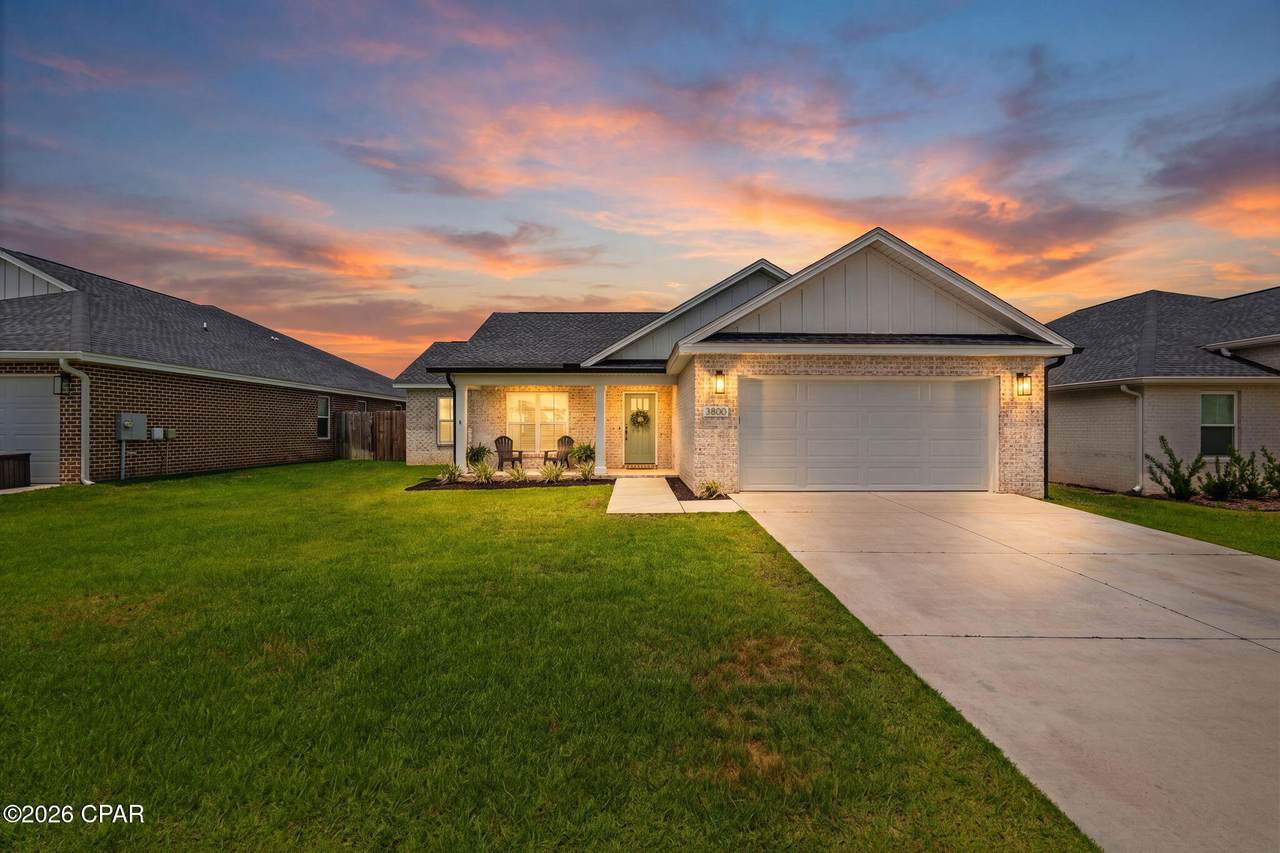 3800 Redbud Way - Photo 1