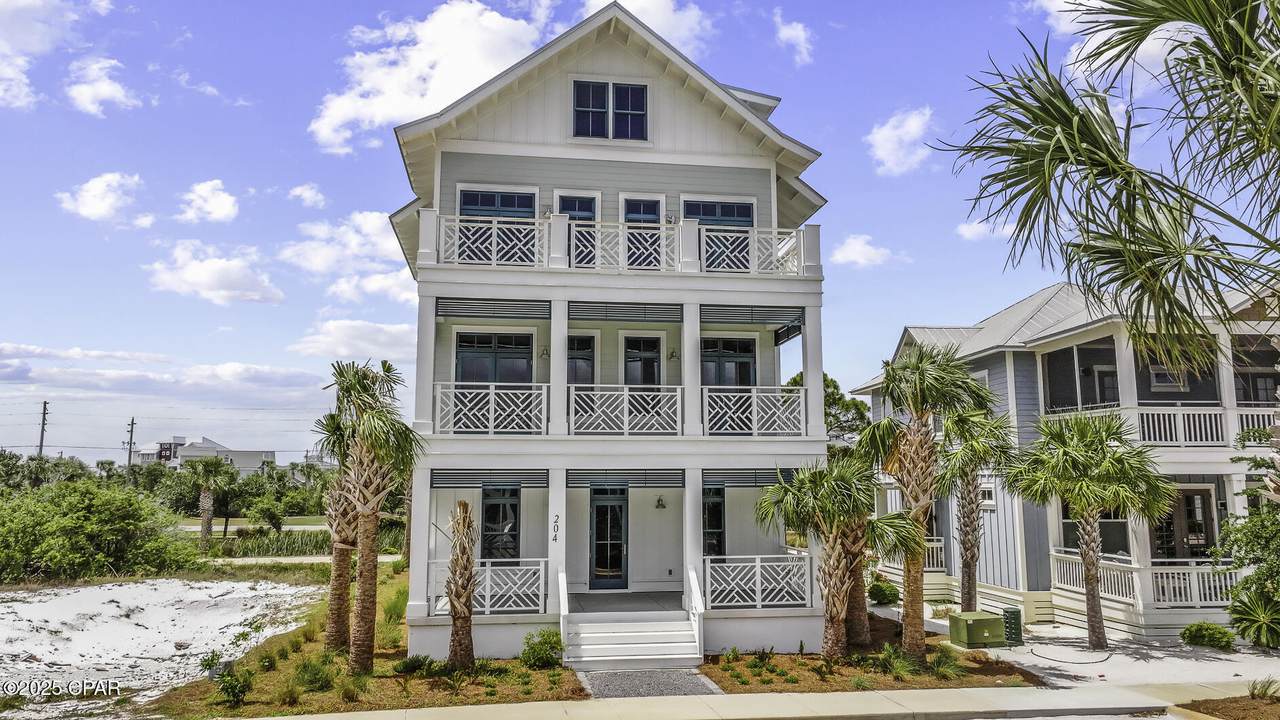 204 Pinnacle Drive - Photo 1