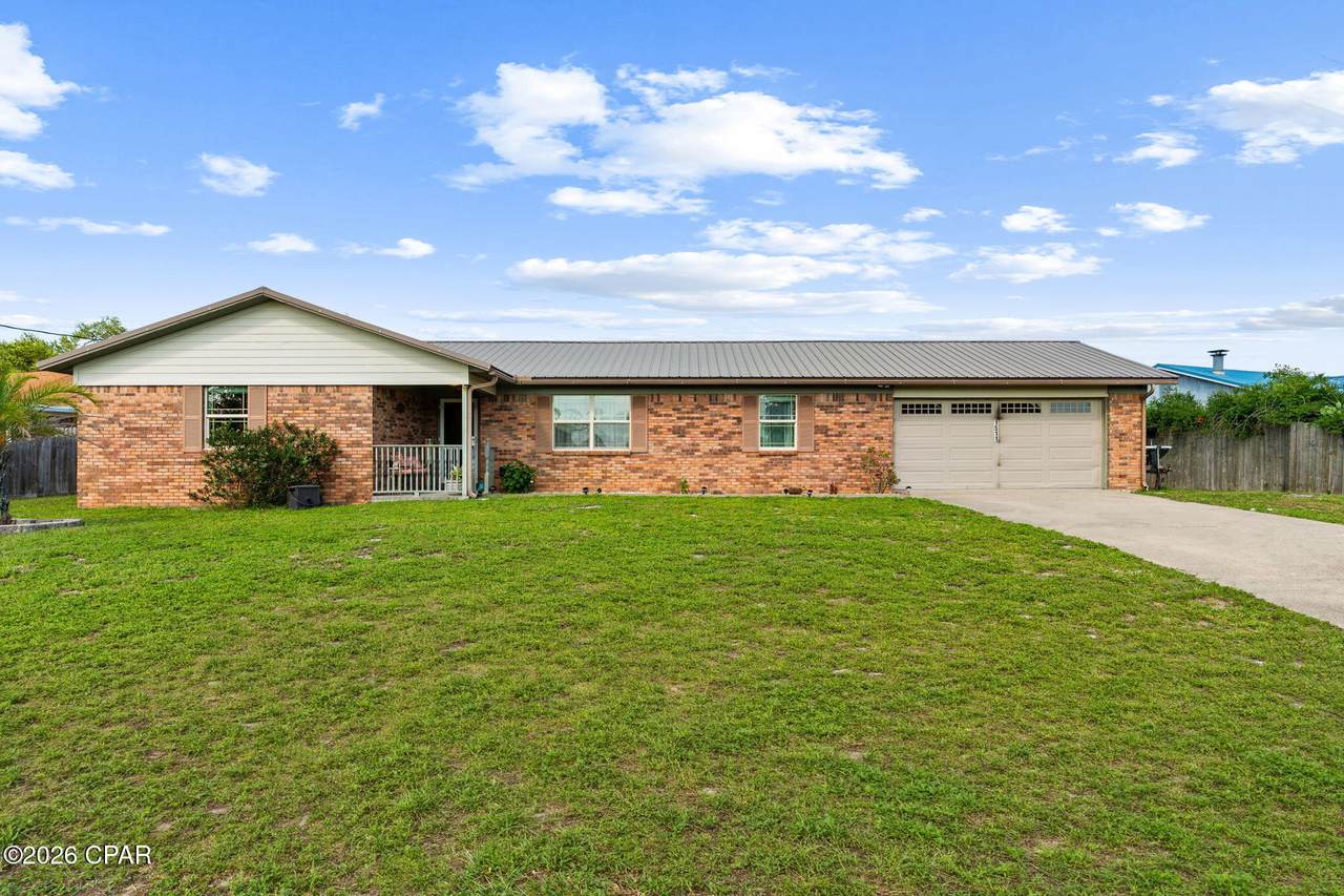 1511 Donna Avenue - Photo 1