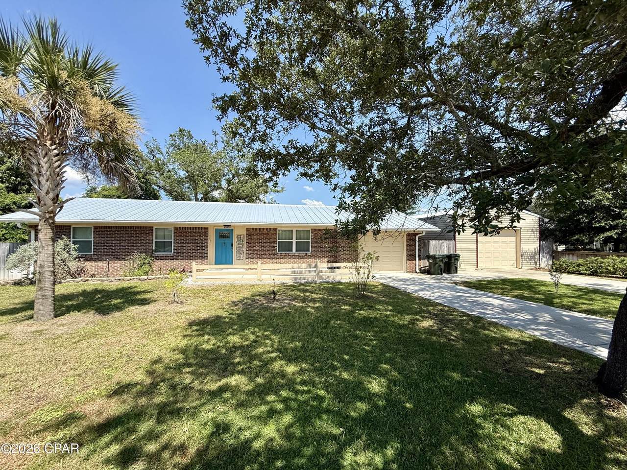 703 Mississippi Avenue - Photo 1