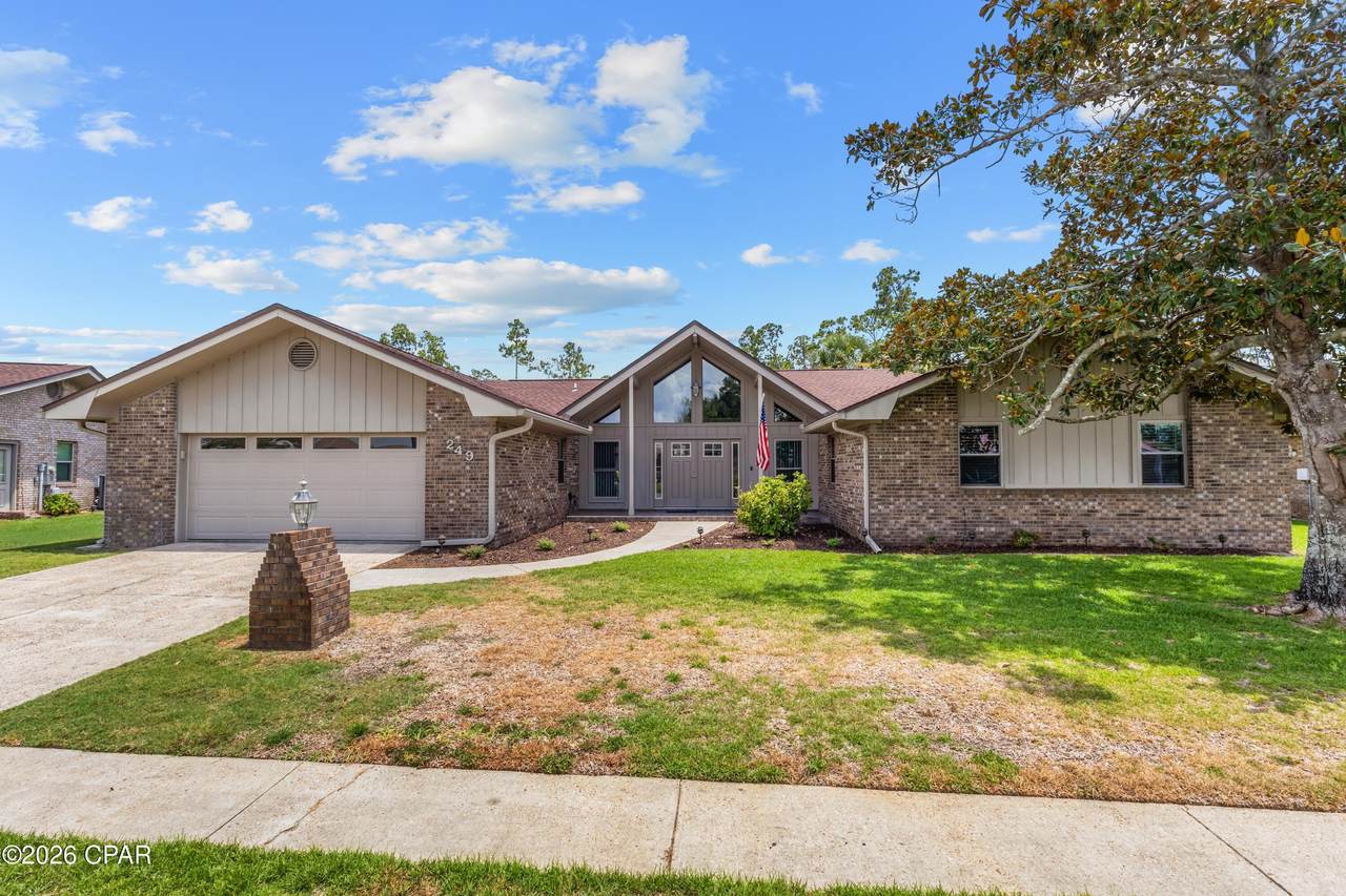 249 Hugh Thomas Drive - Photo 1