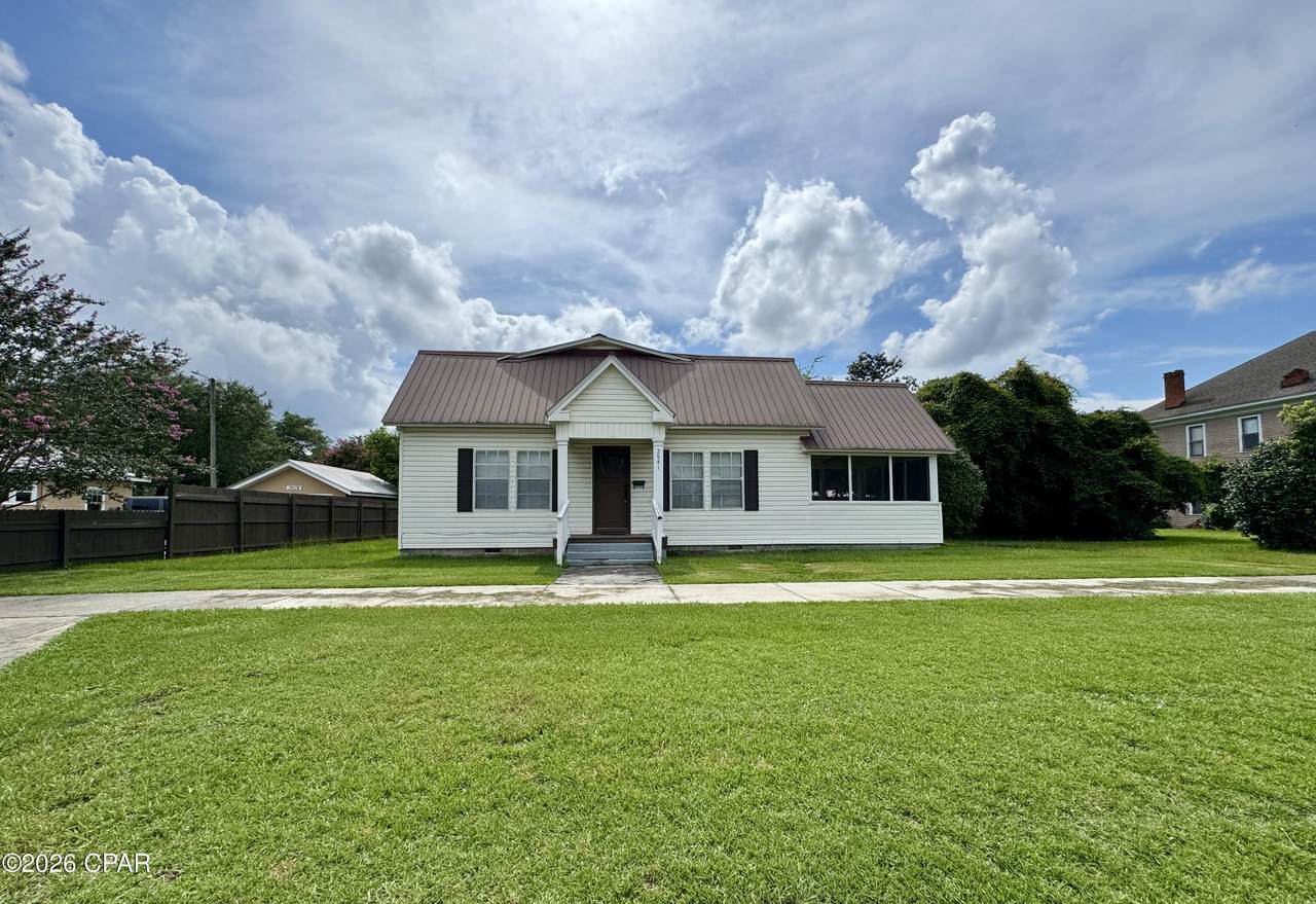 2941 Jefferson Street - Photo 1