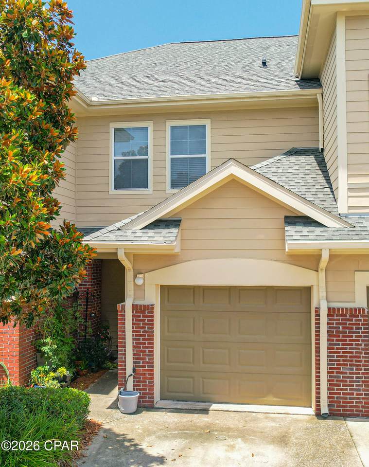 402 Baldwin Rowe Circle - Photo 1