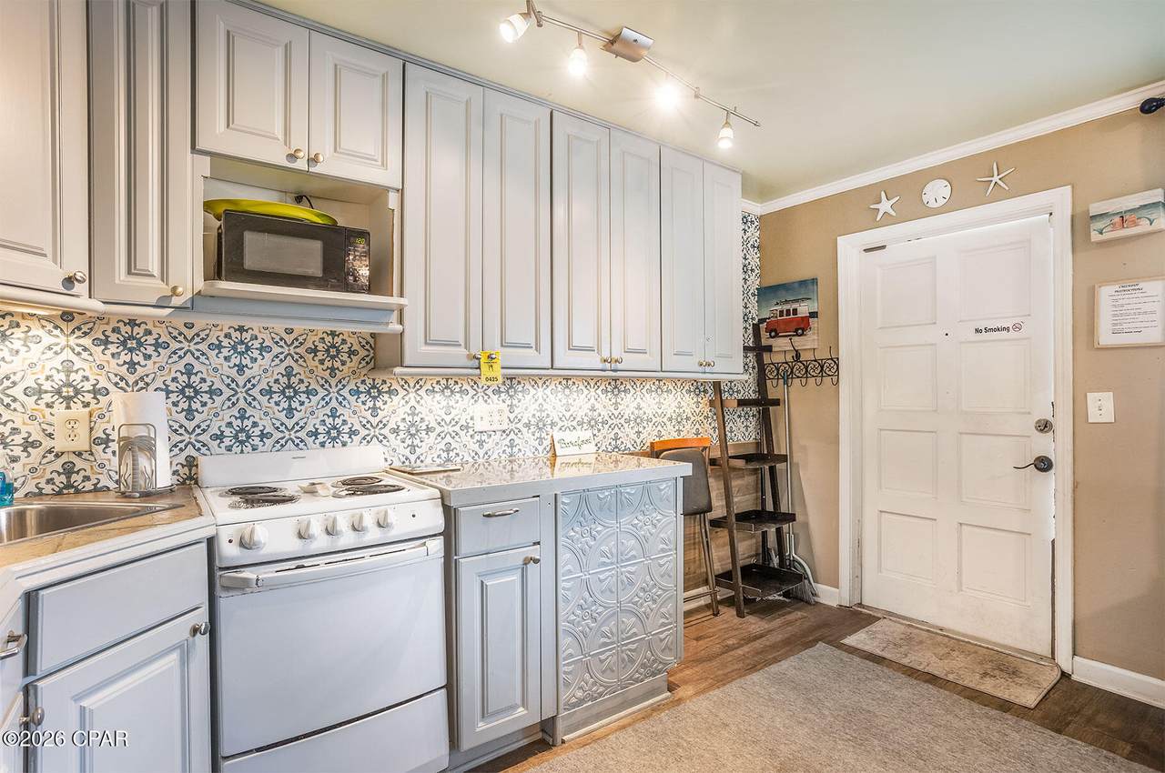 8000 Surf Drive - Photo 1