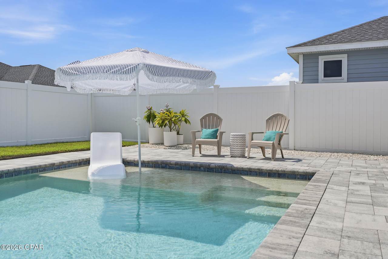 450 Locksley Drive - Photo 1