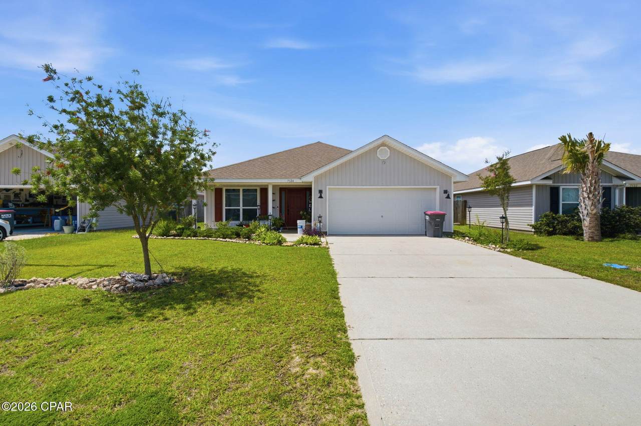 7124 Hatteras Boulevard - Photo 1
