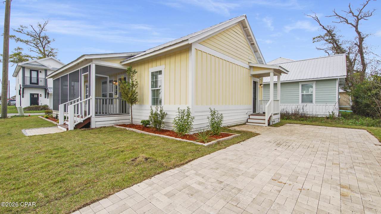 319 Gay Avenue - Photo 1