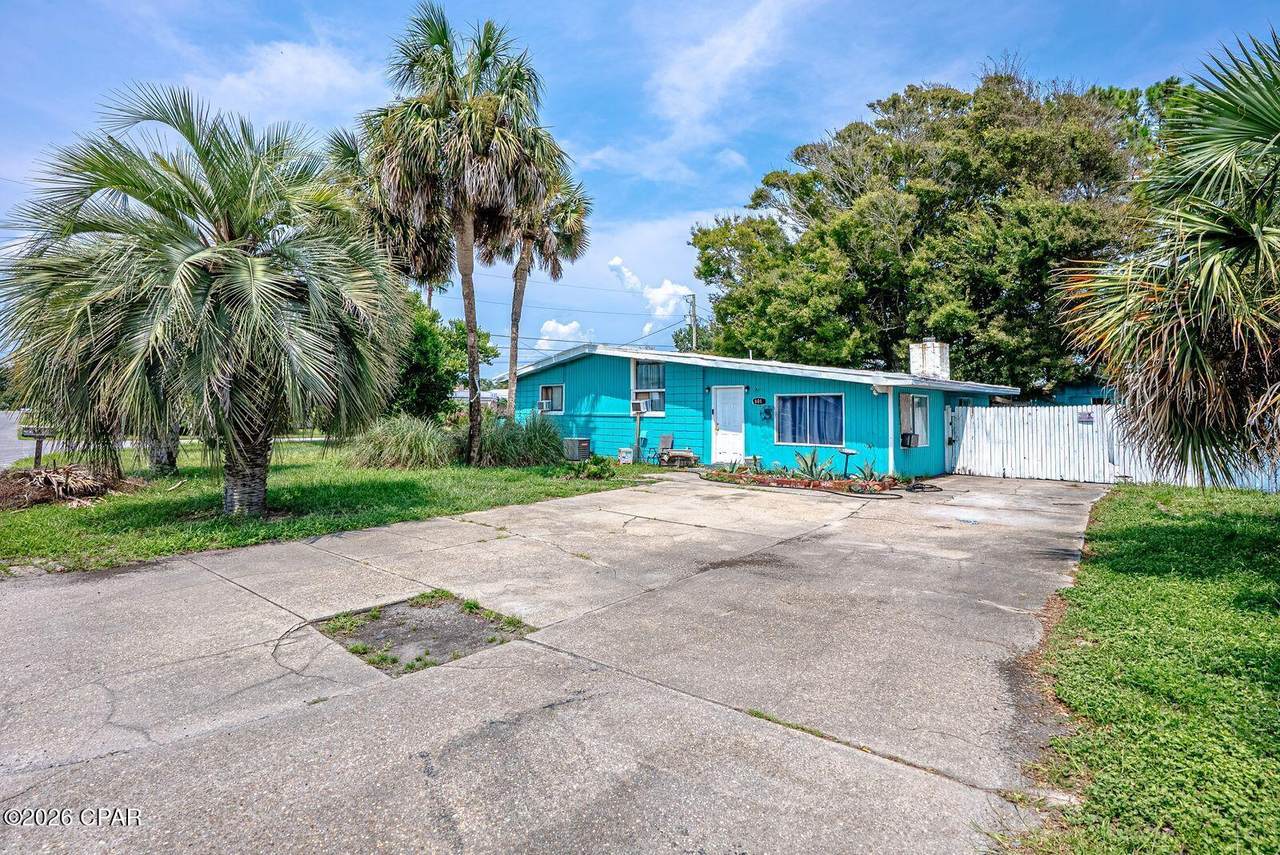 601 Gulf Boulevard - Photo 1