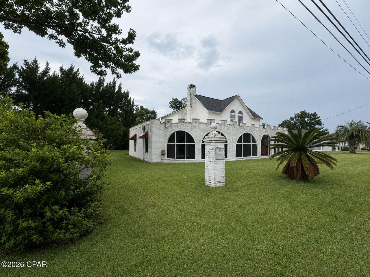 1018 Indiana Avenue - Photo 1