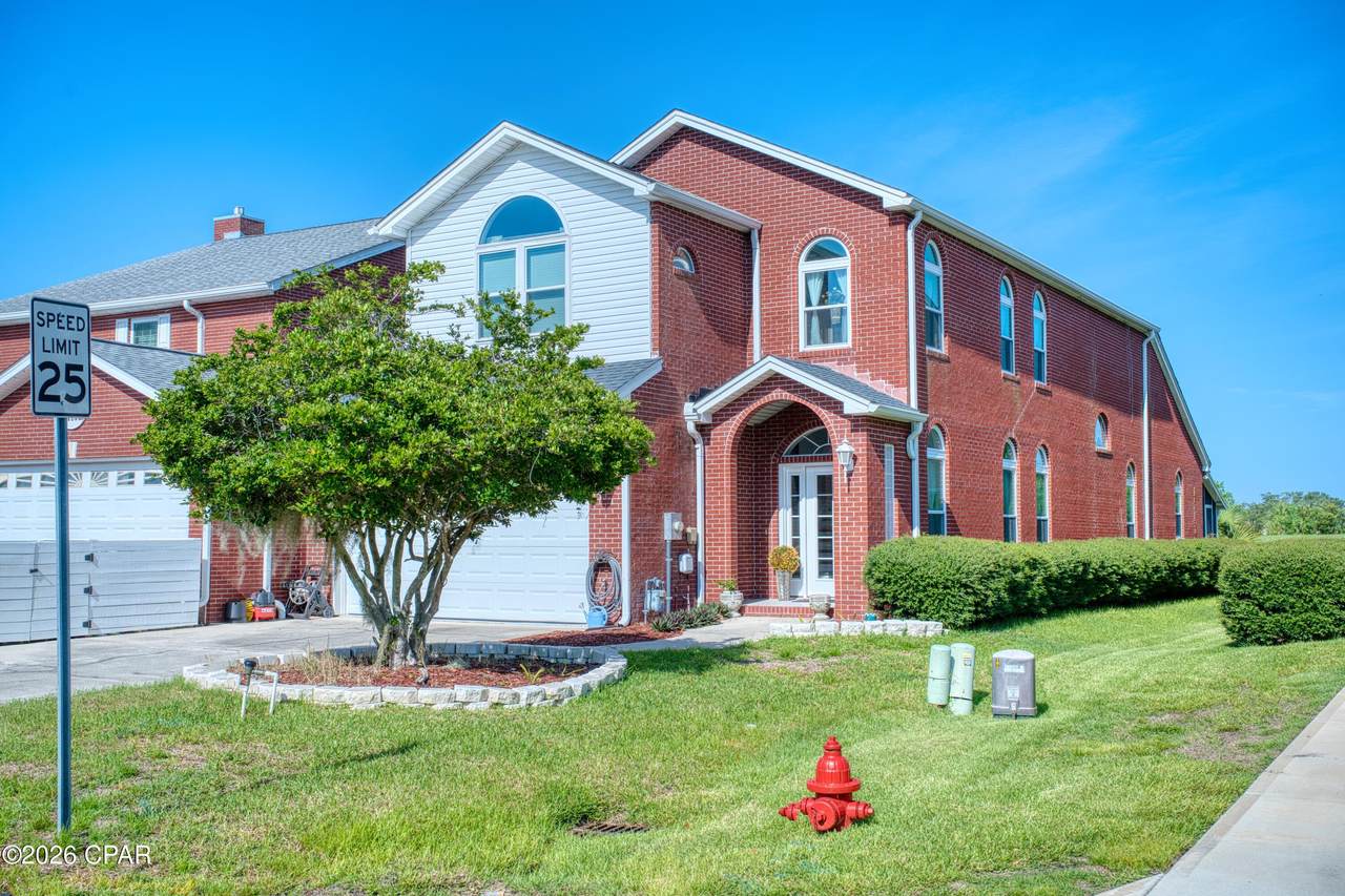 2601 Country Club Drive - Photo 1