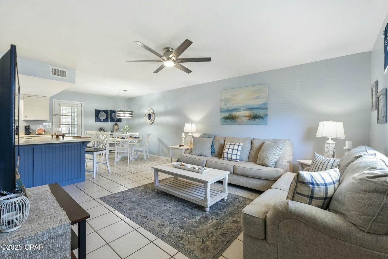 122 Leslie Lane - Photo 1