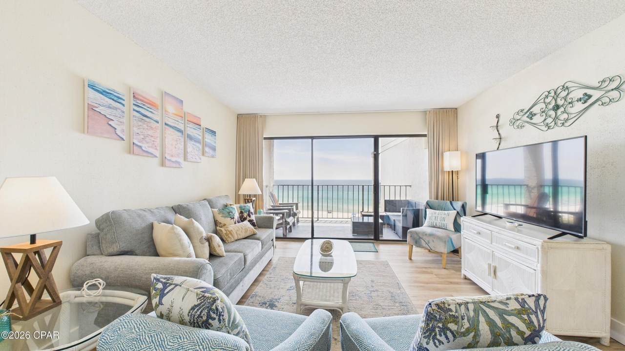 8815 Thomas Drive - Photo 1
