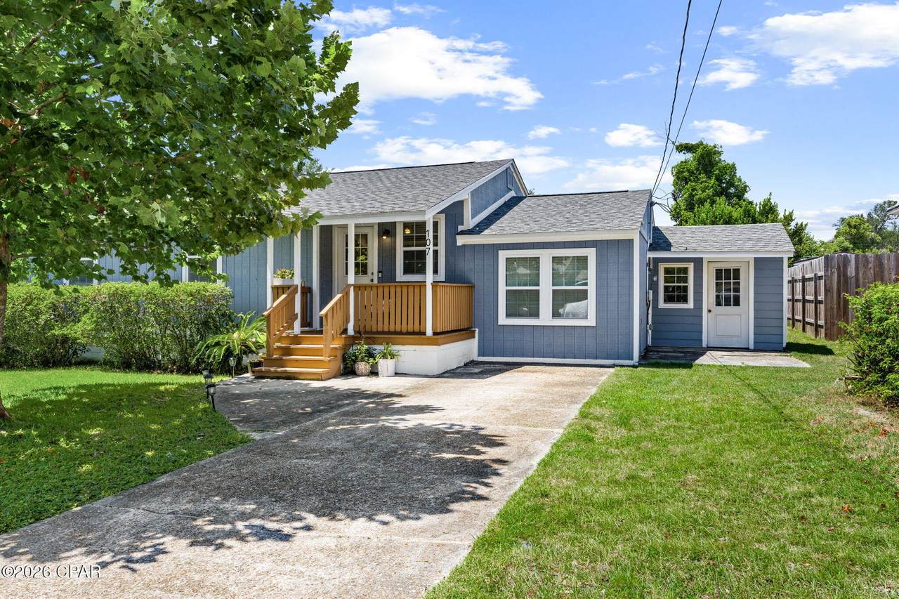 107 Claire Drive - Photo 1