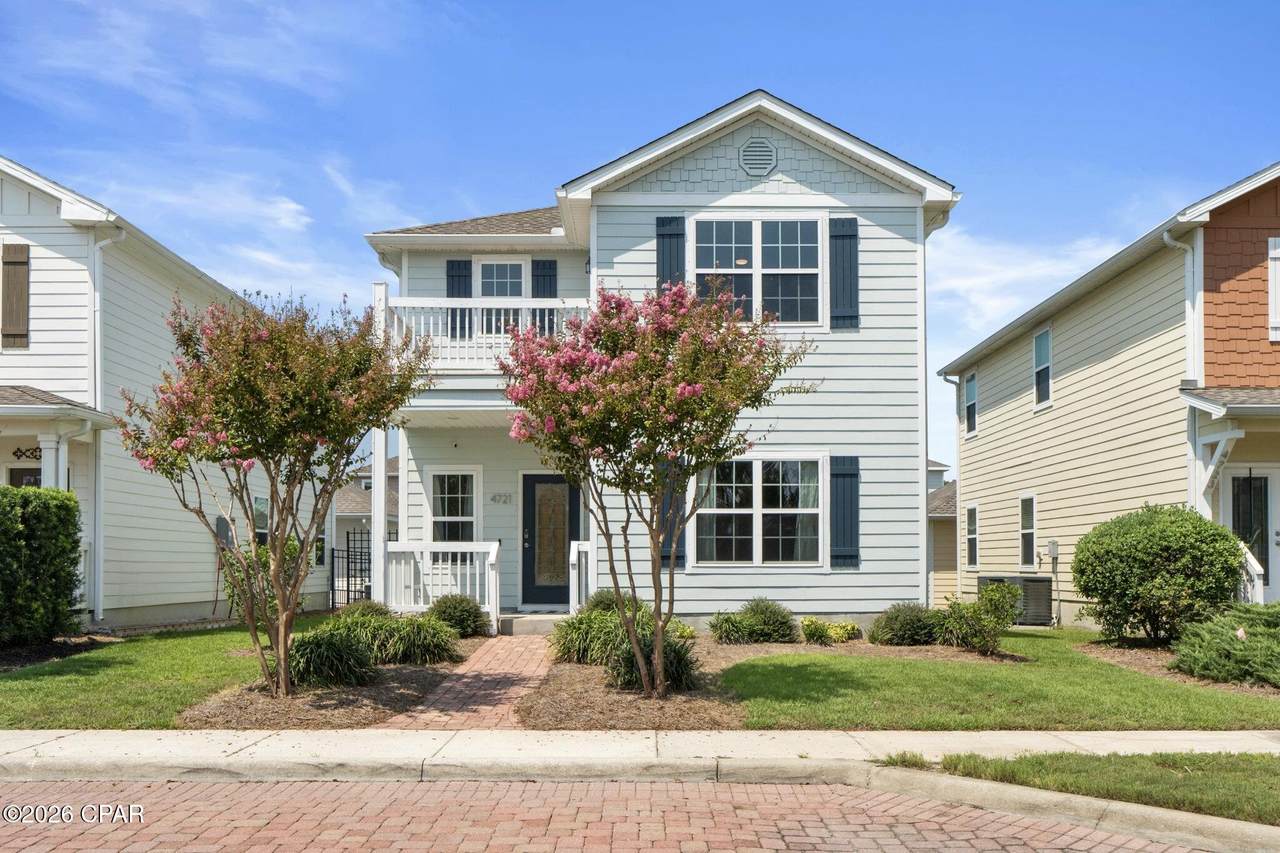 4721 Bigleaf Lane - Photo 1