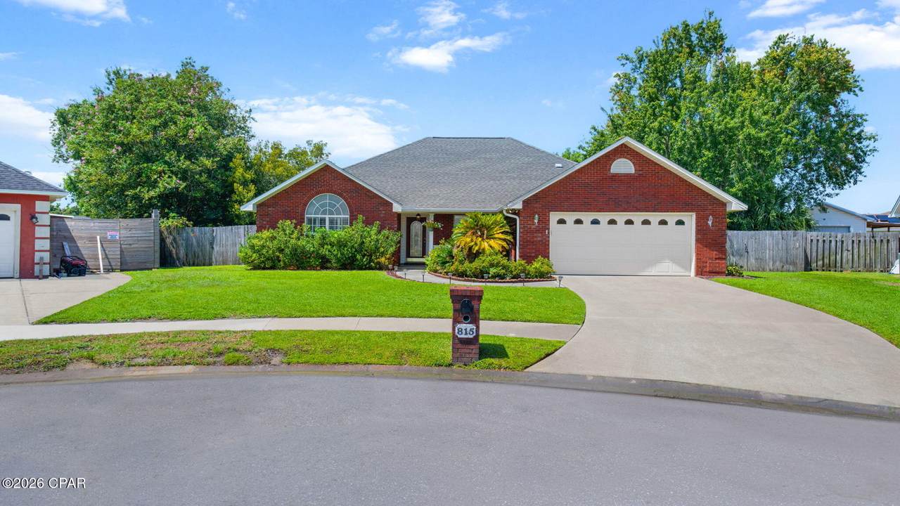 815 Mallory Drive - Photo 1
