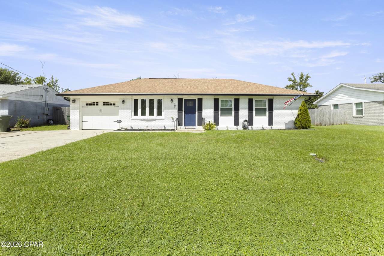 504 Alabama Avenue - Photo 1