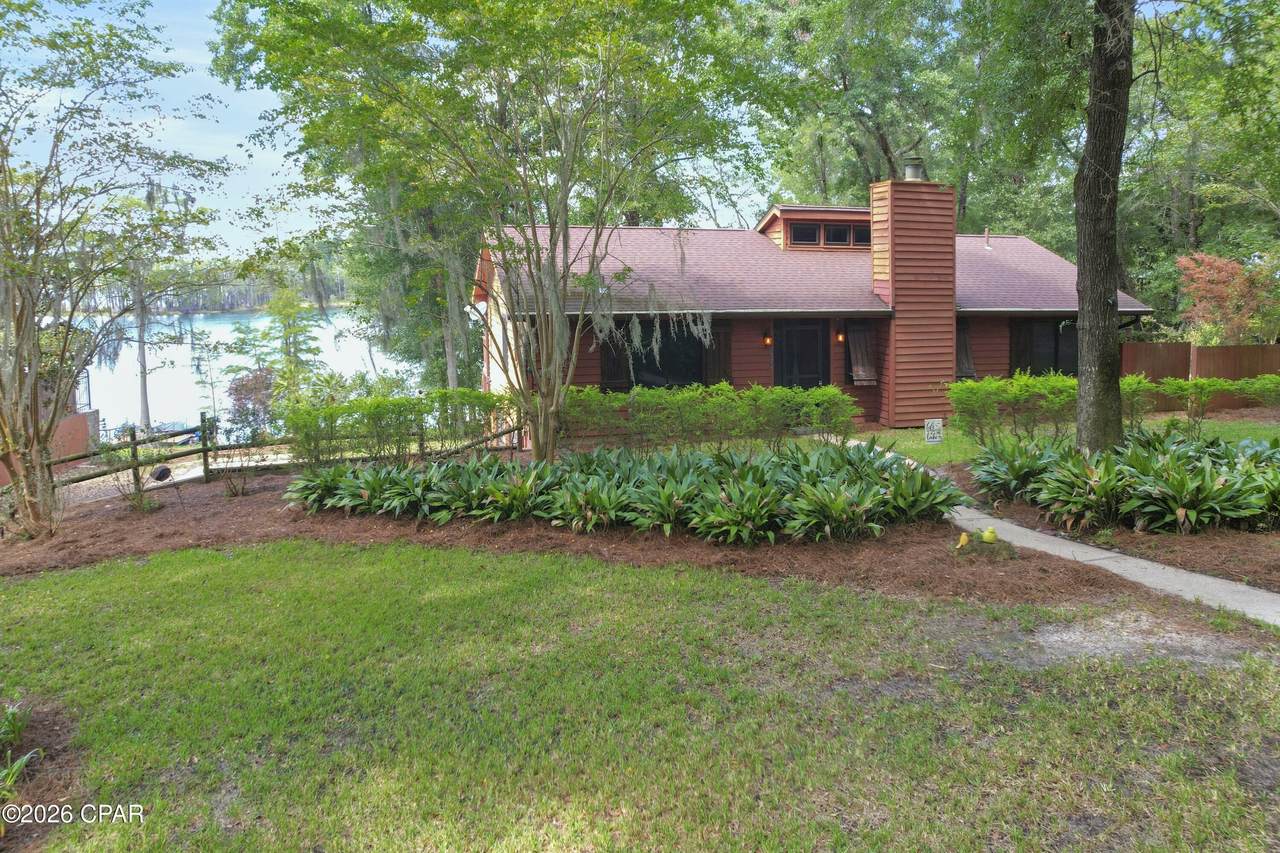 2924 Paradise Lakes Road - Photo 1