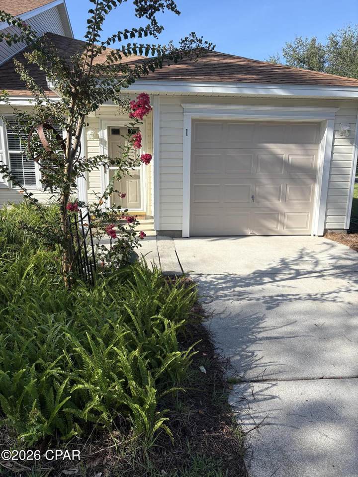 1 Park Place - Photo 1